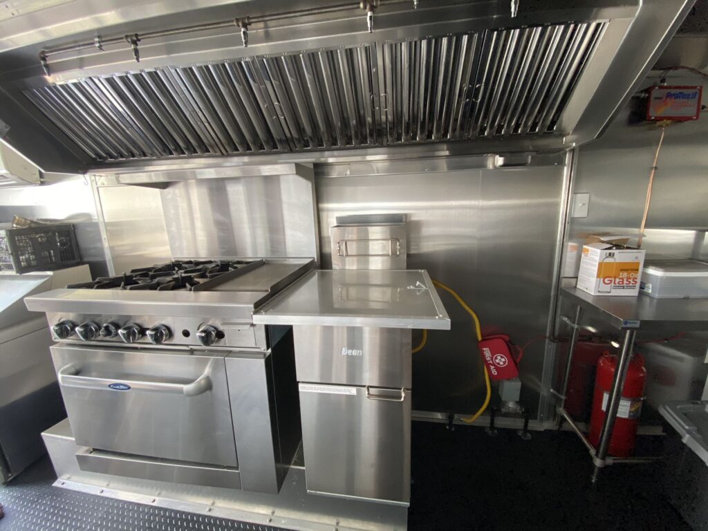 Kitchen-Trailer-Int-2