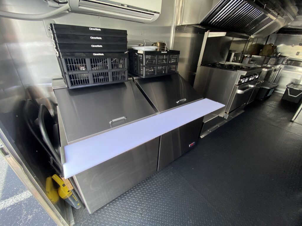 Kitchen-Trailer-Int-4