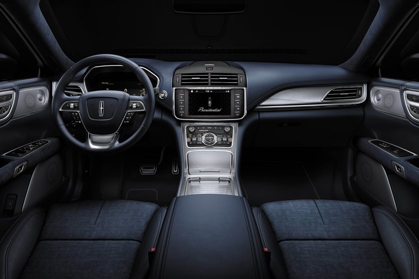 Lincoln-Continental-Int-1