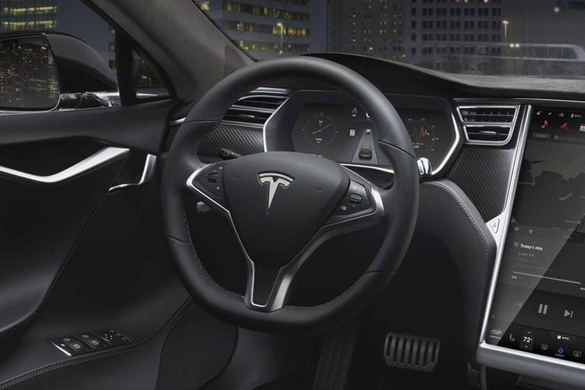 Tesla-Model-S-Int-3
